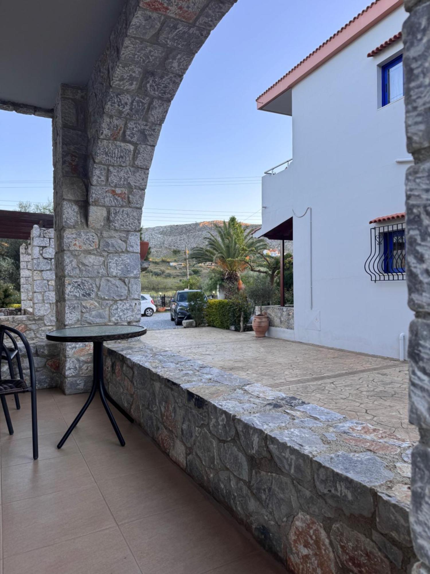 Ferienwohnung Xenonas Anopolis 2 Sinoikismos Kambos Exterior foto